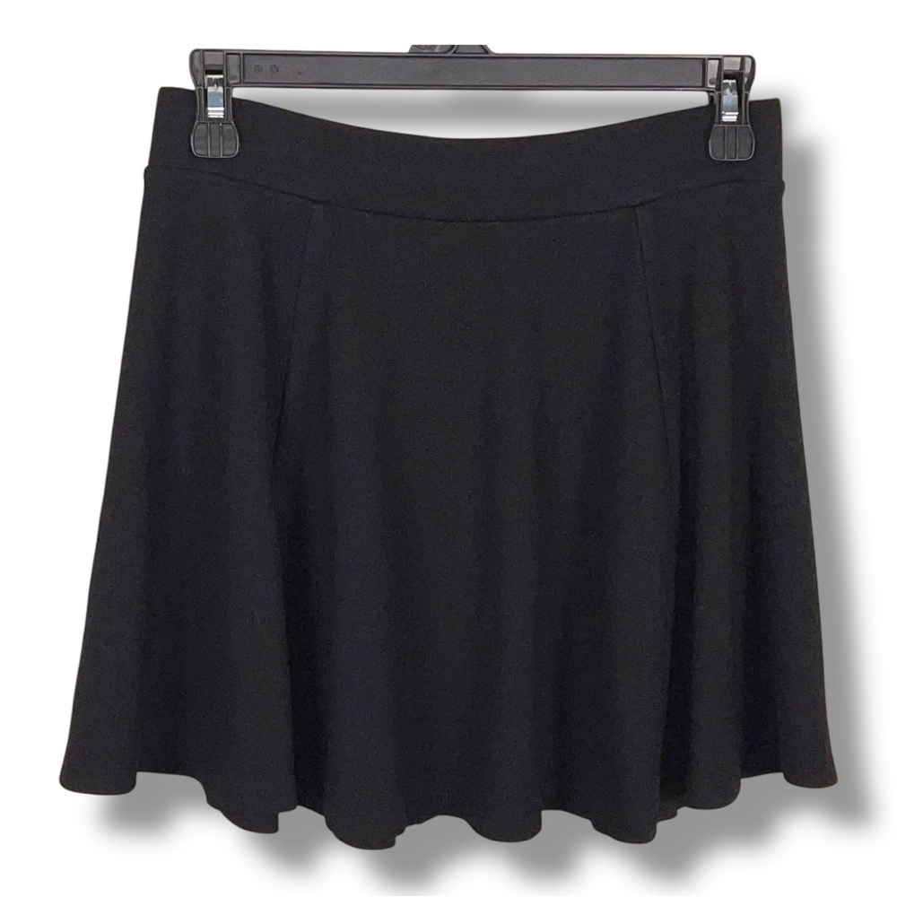 Small Divided Black Circle Skirt Stretch Casual Lightweight Goth Retro Circle